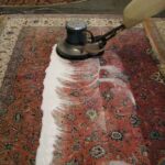 حذف لکه‌ های سرسخت در قالیشویی